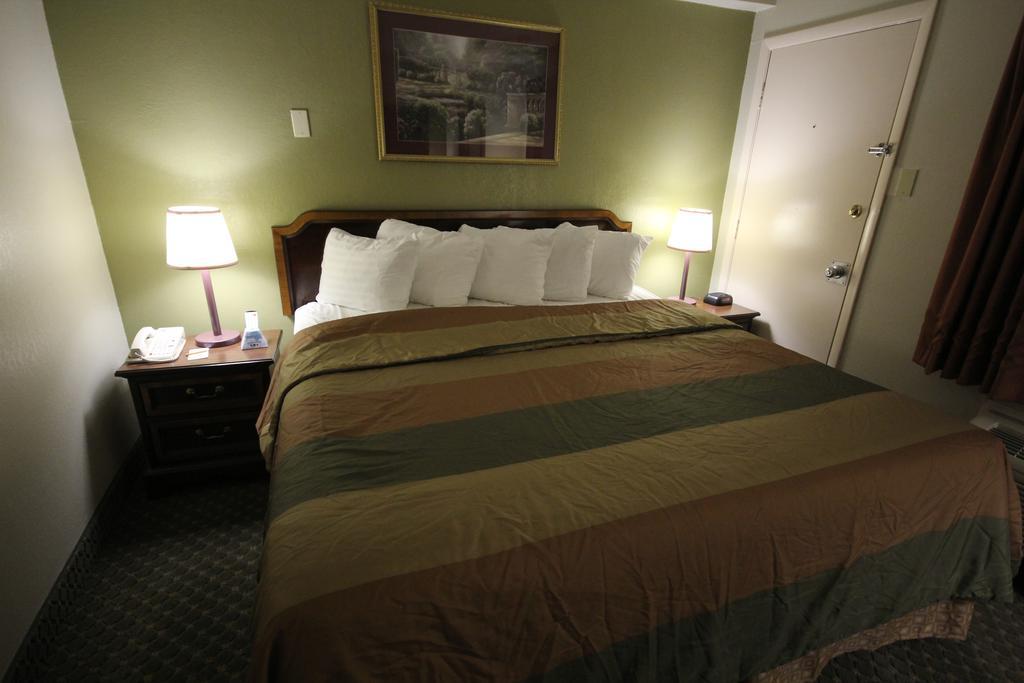 Rodeway Inn & Suites Nashville Pokój zdjęcie